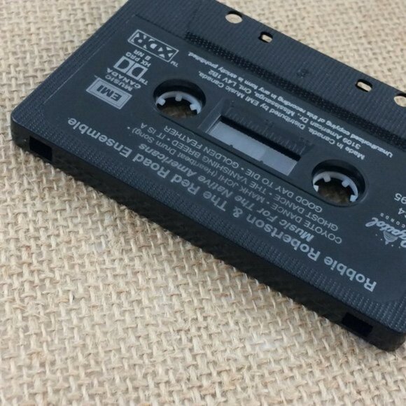 Robbie Robertson Red Road Ensemble Native Americans Cassette Tape 1994 TESTED - Picture 8 of 11